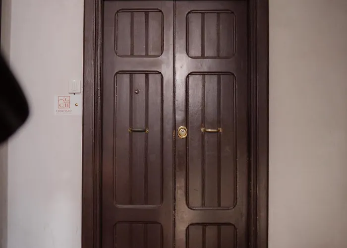 Colosseo Konukevi Roma